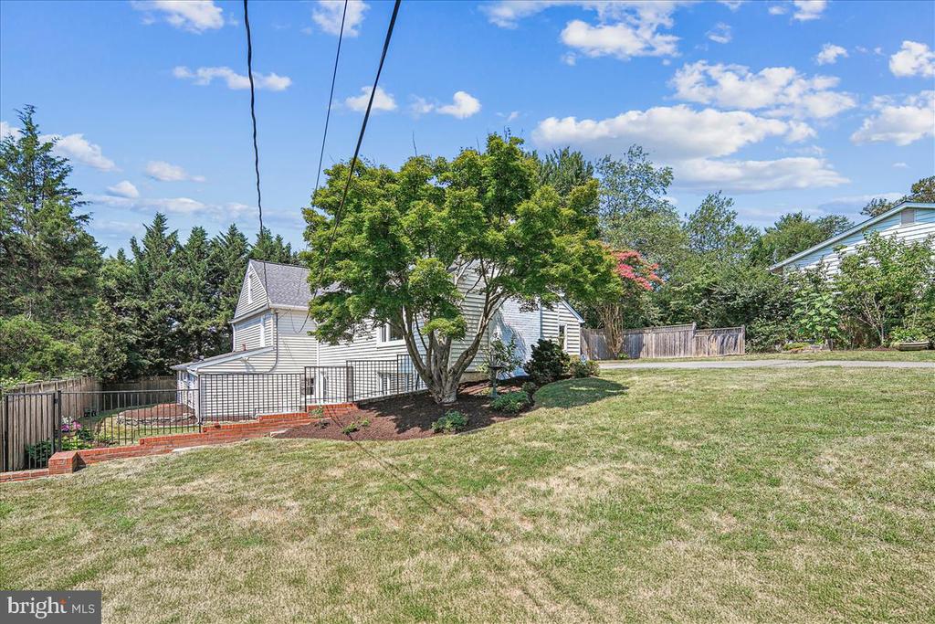 3605 Colony Rd