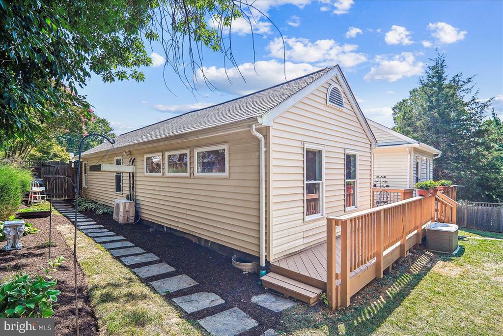 3605 Colony Rd