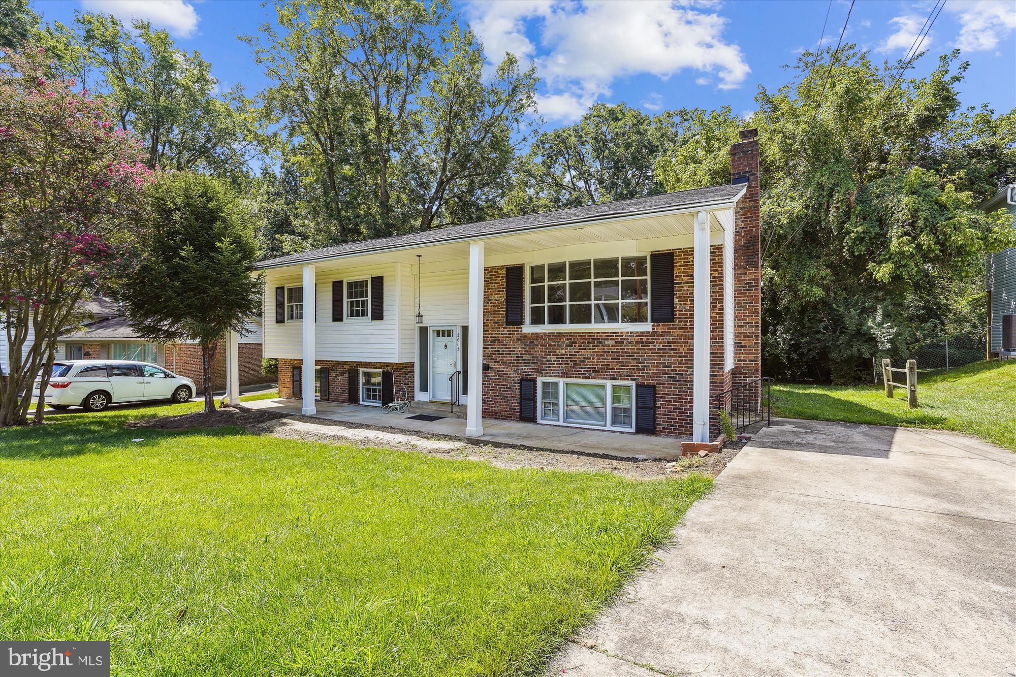 3613 COLONY RD