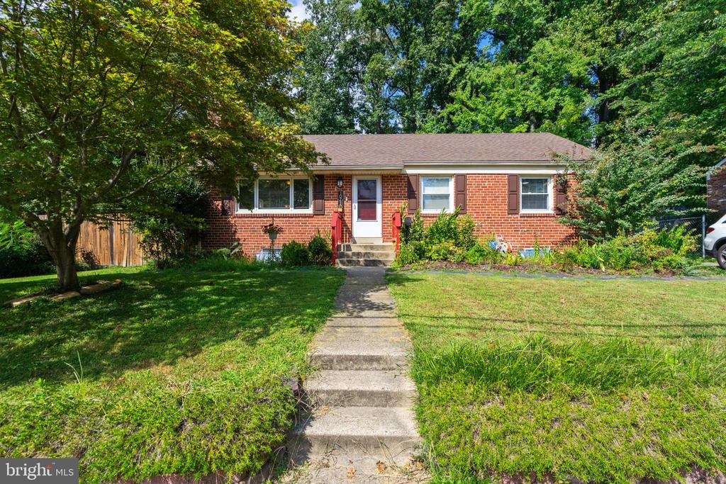 10718 Joyce Dr
