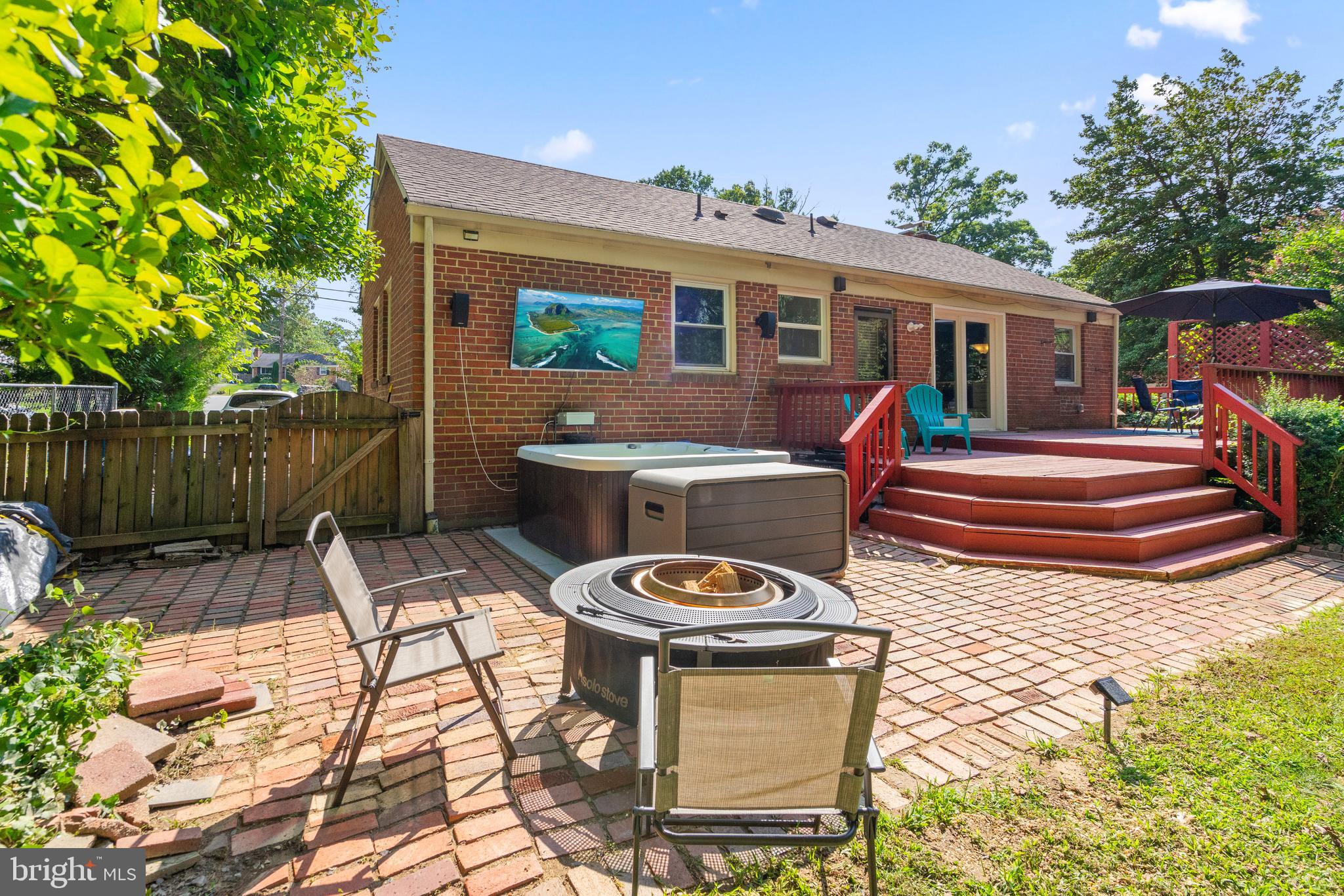 10718 Joyce Dr