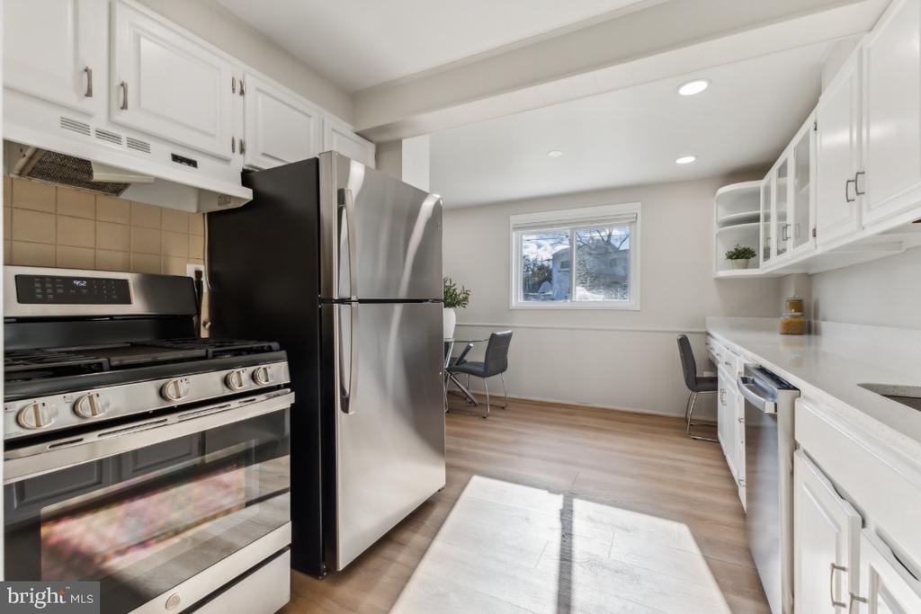 4210 Allison Cir