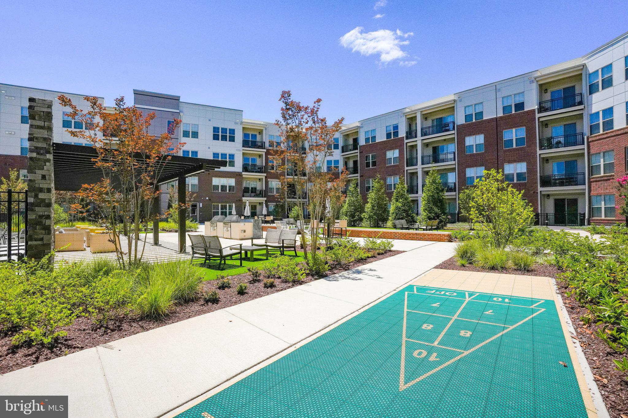 10755 Fairgrounds Dr #218