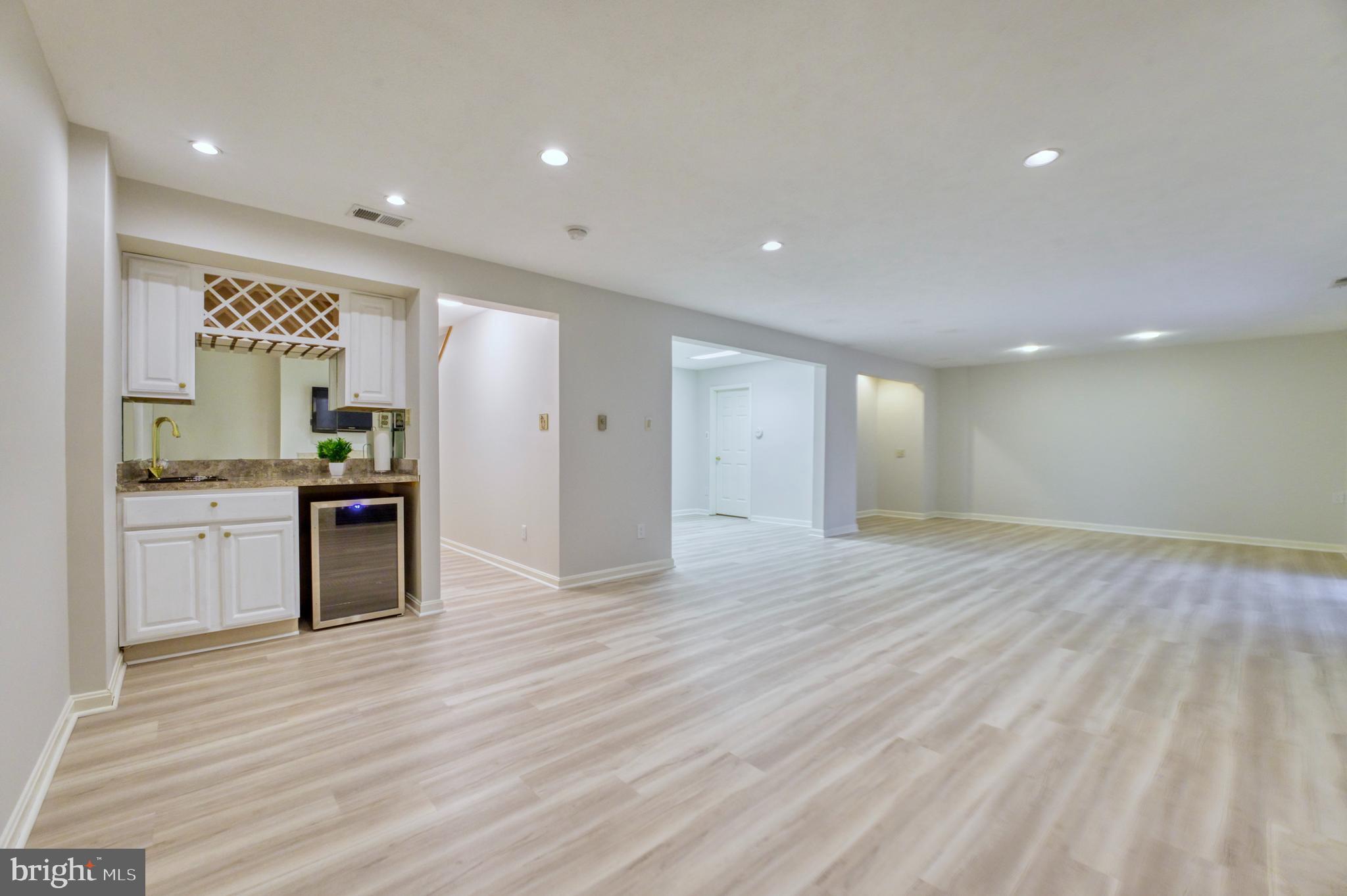9937 Great Oaks Way