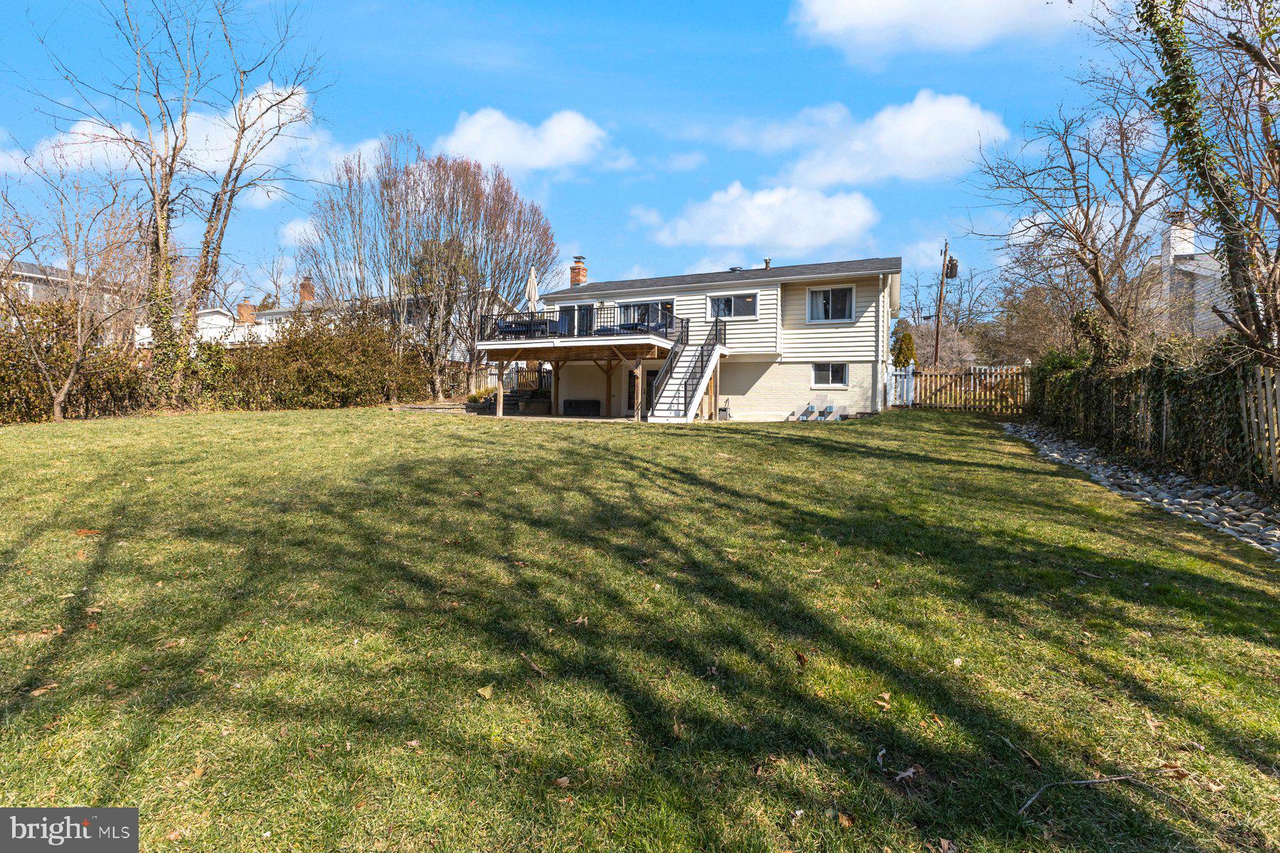 3613 Heritage Ln