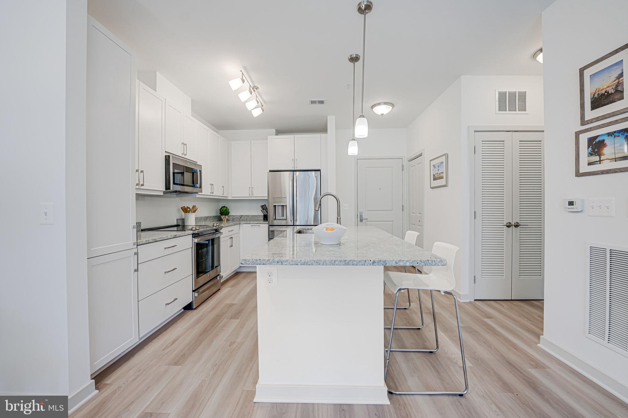 10755 Fairgrounds Dr #111