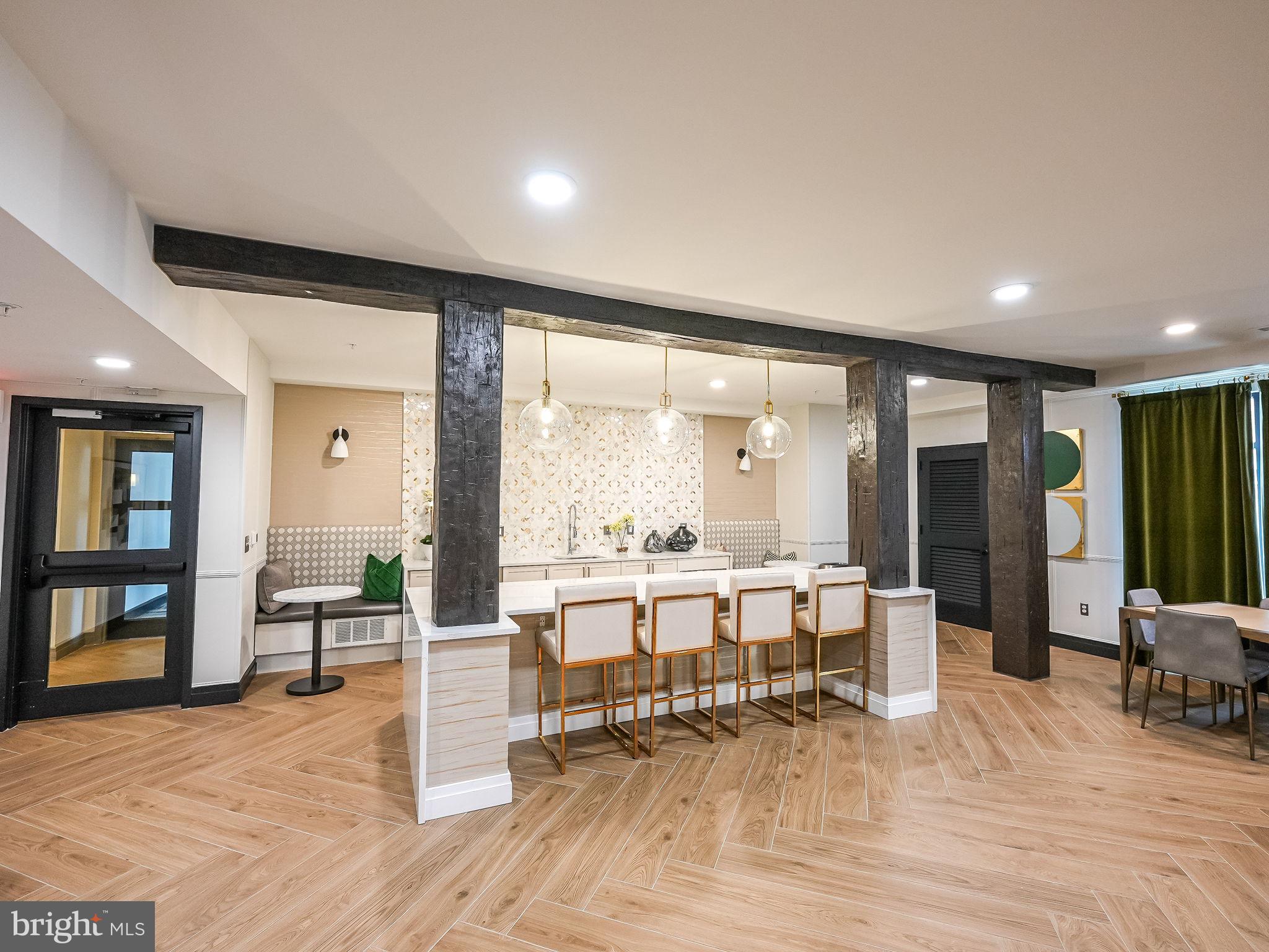 10755 Fairgrounds Dr #111