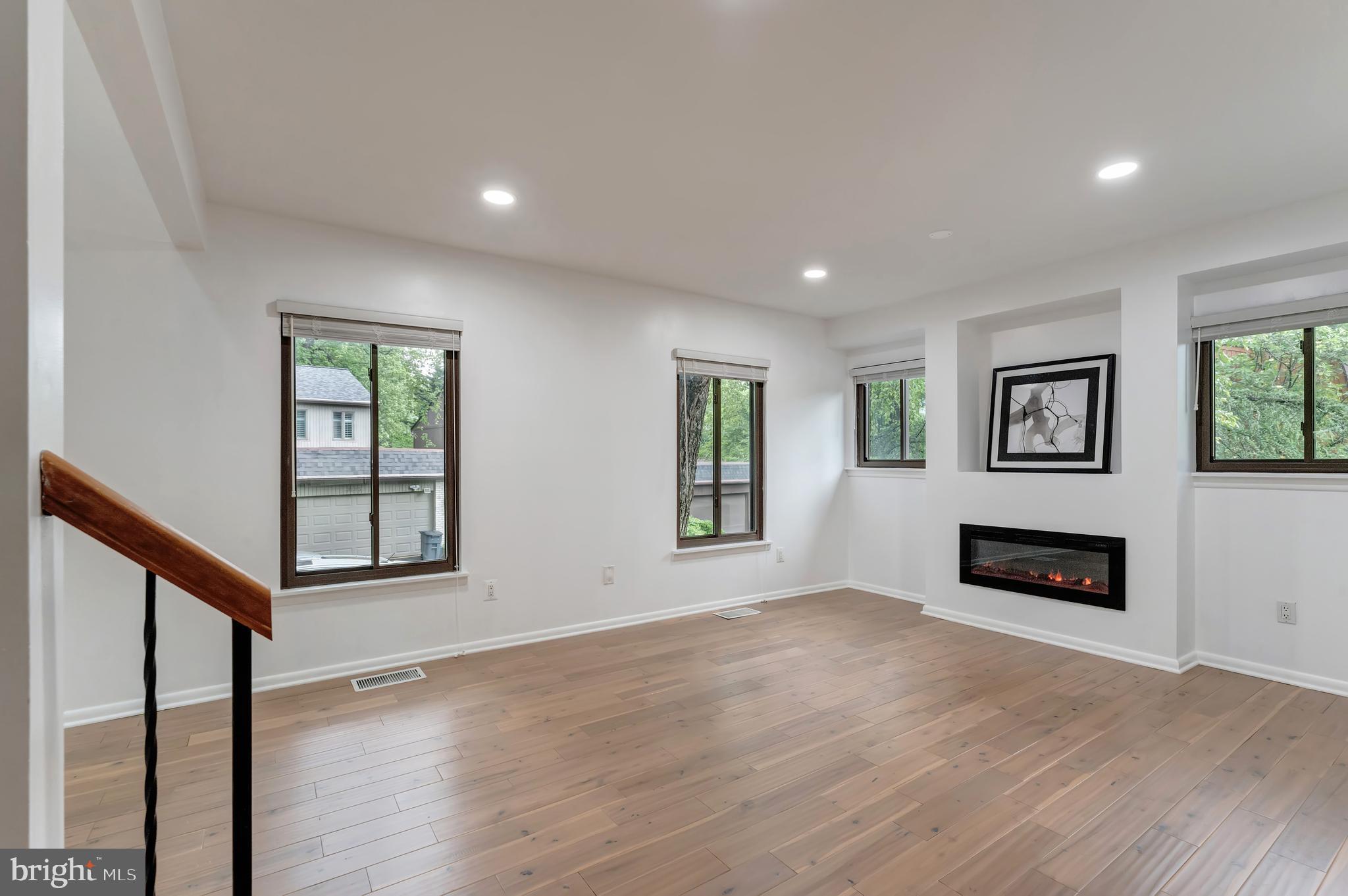 3607 Devilwood Ct