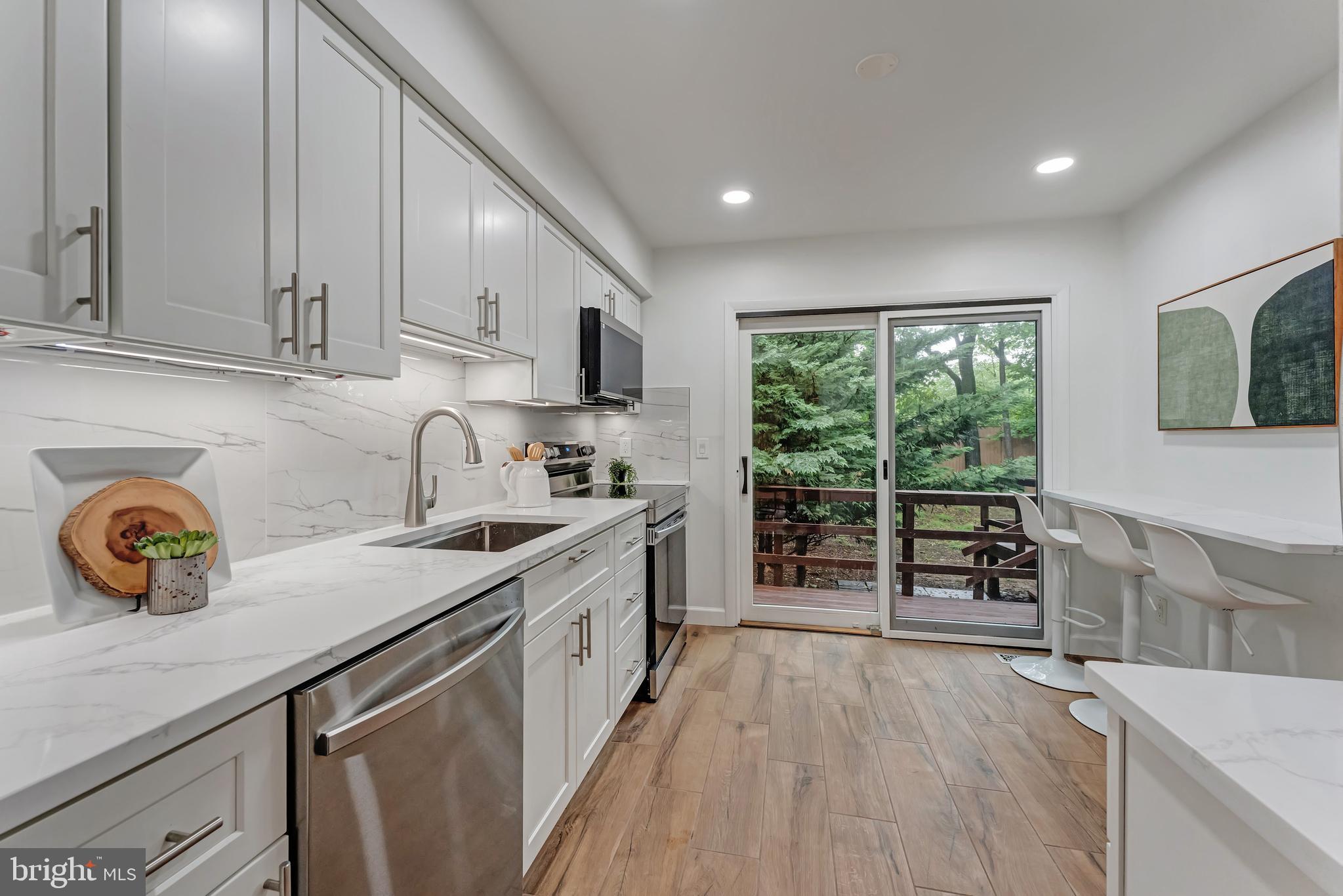 3607 Devilwood Ct