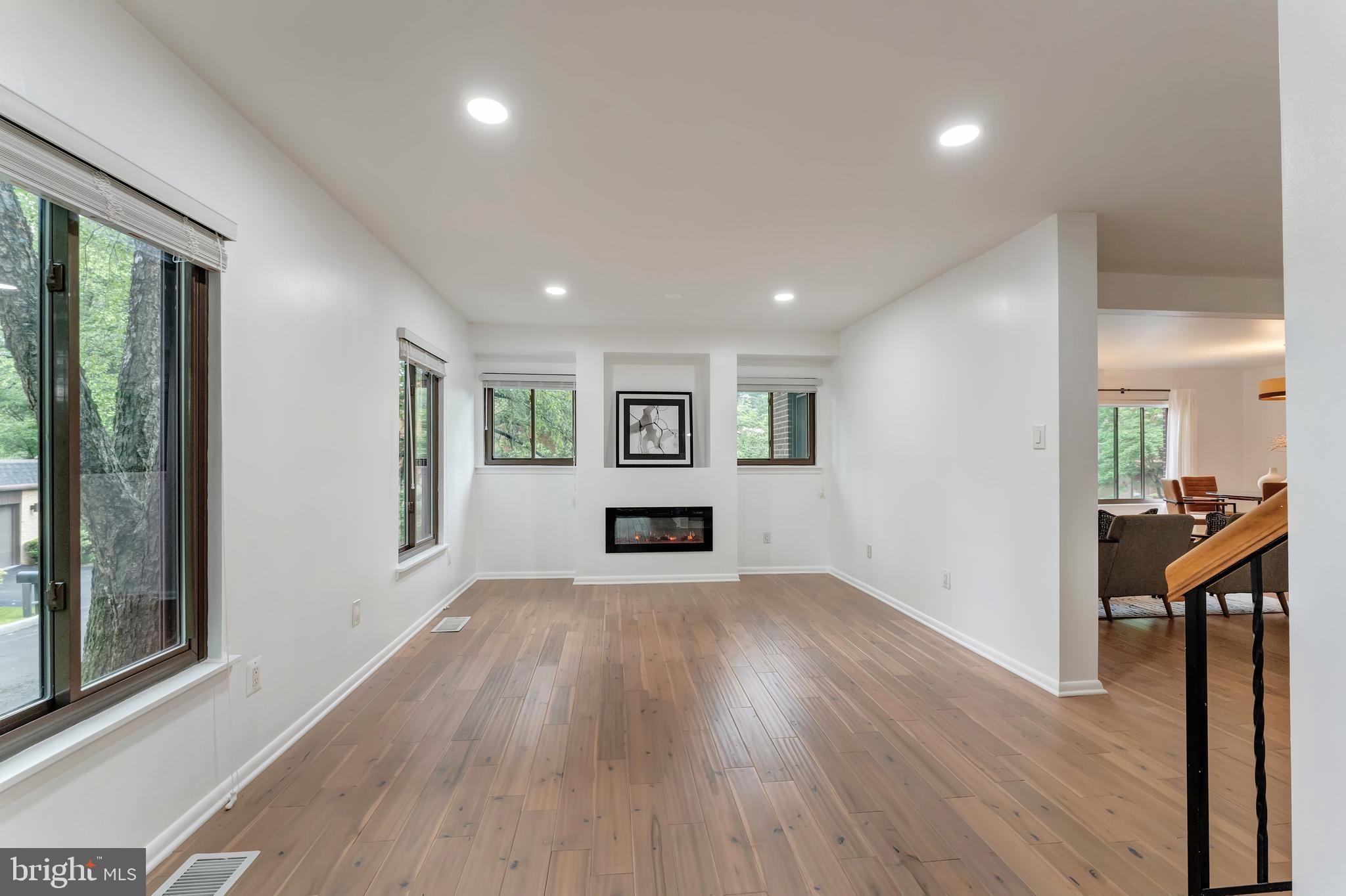 3607 Devilwood Ct
