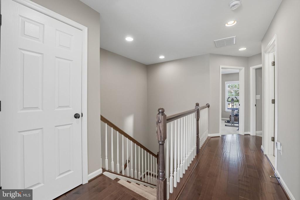 4316 CHAIN BRIDGE ROAD