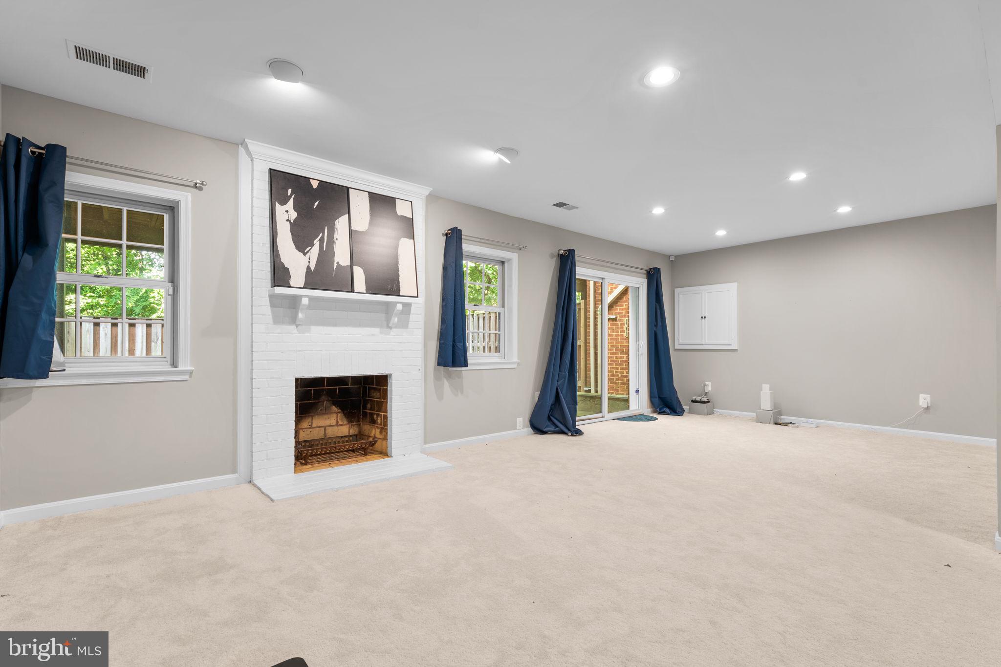 10241 ASPEN WILLOW DRIVE