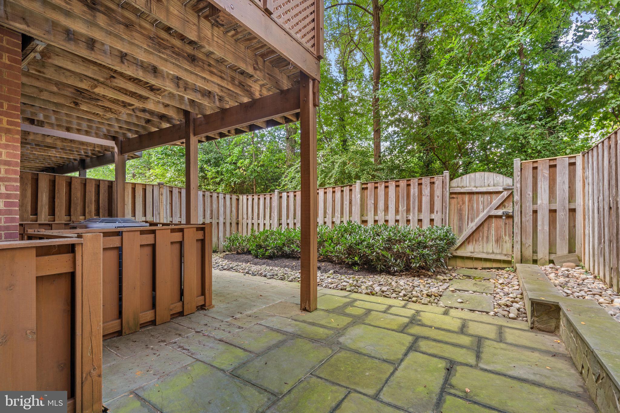 10241 ASPEN WILLOW DRIVE