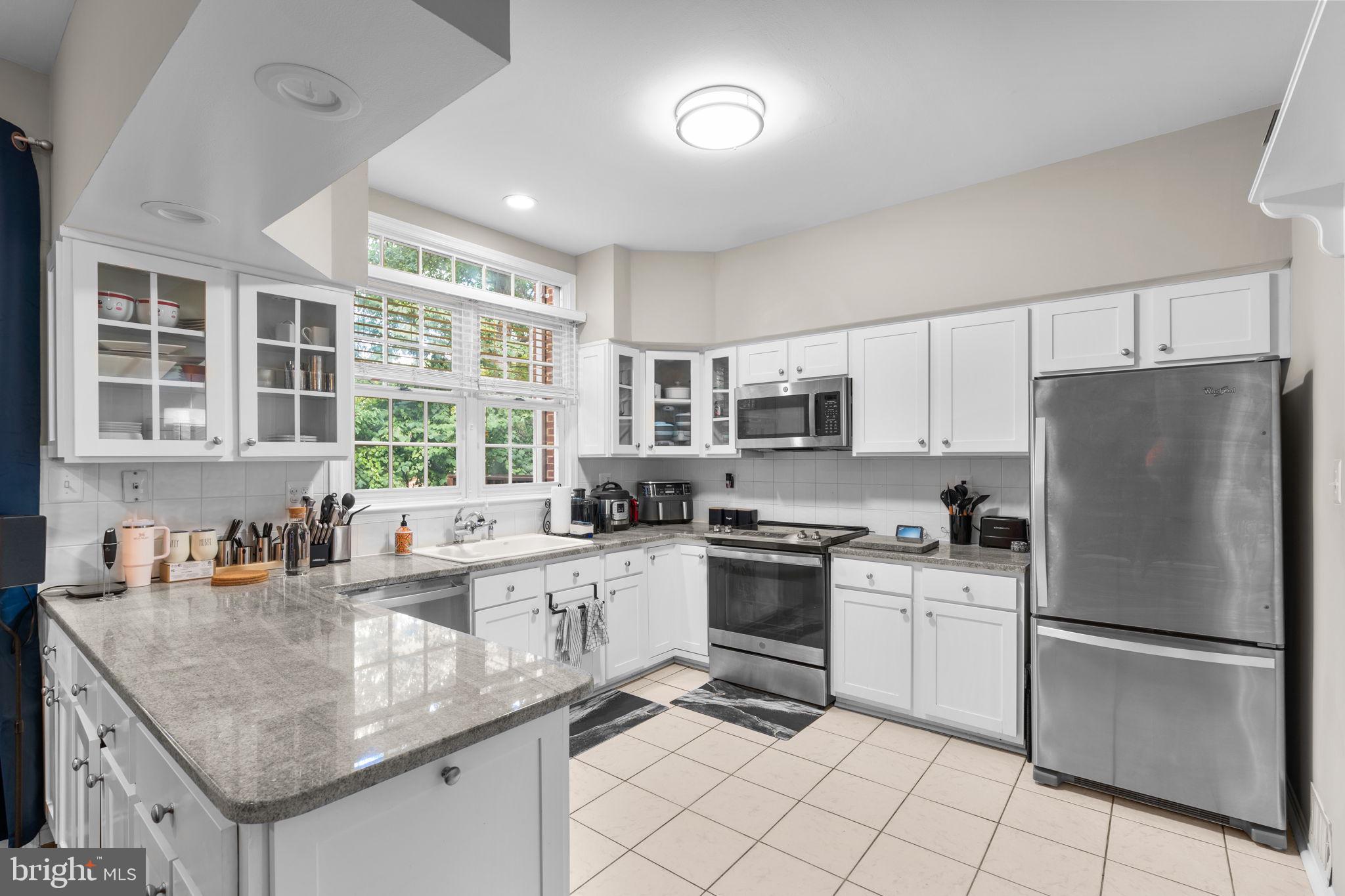 10241 ASPEN WILLOW DRIVE