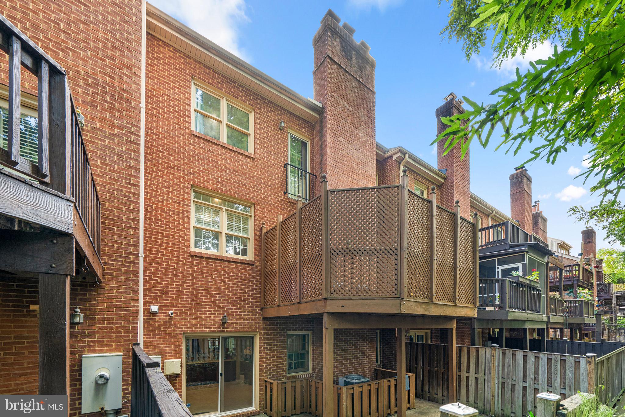 10241 ASPEN WILLOW DRIVE