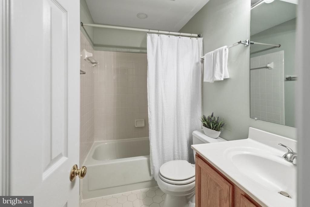 4110 JOHN TRAMMELL COURT