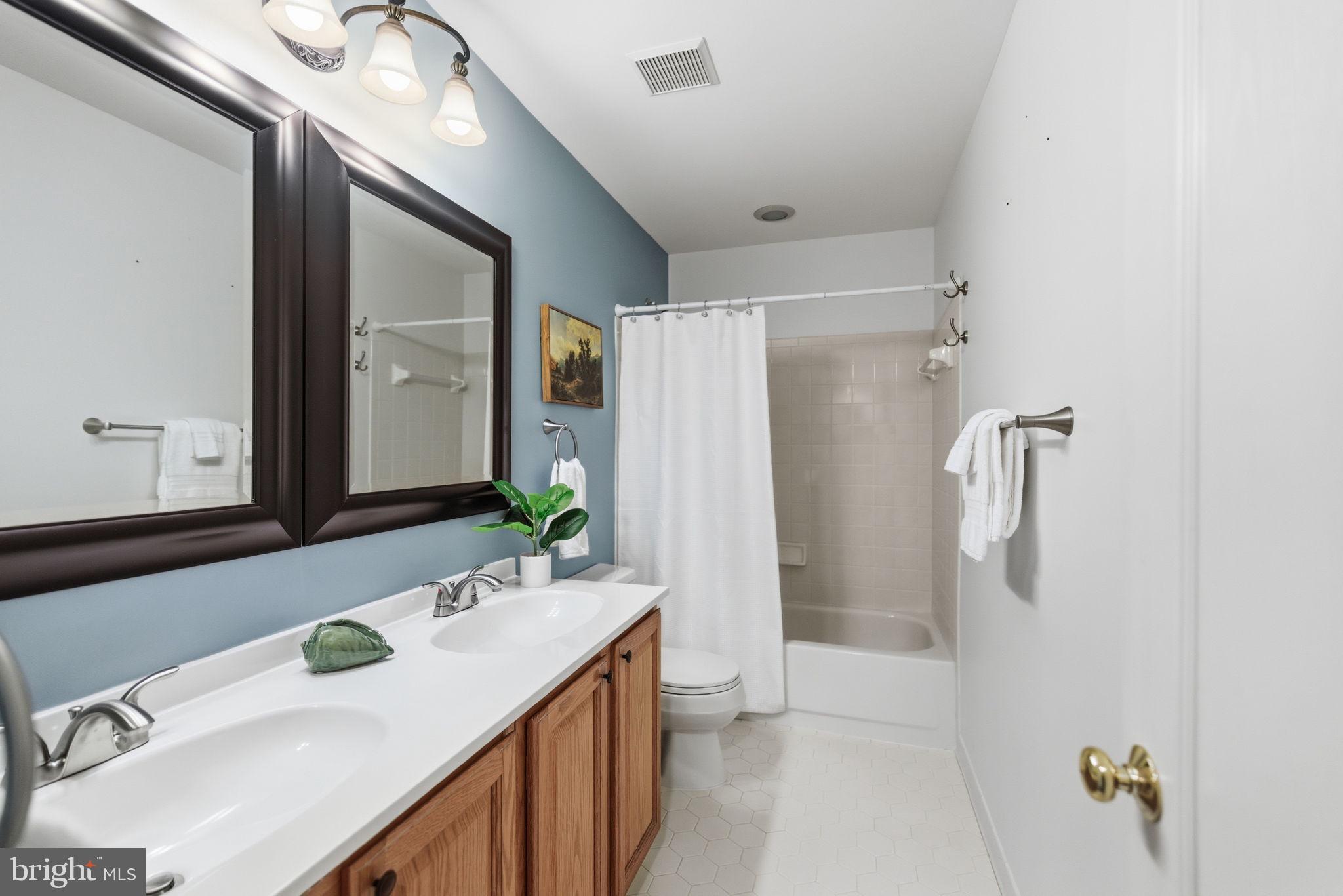 4110 JOHN TRAMMELL COURT