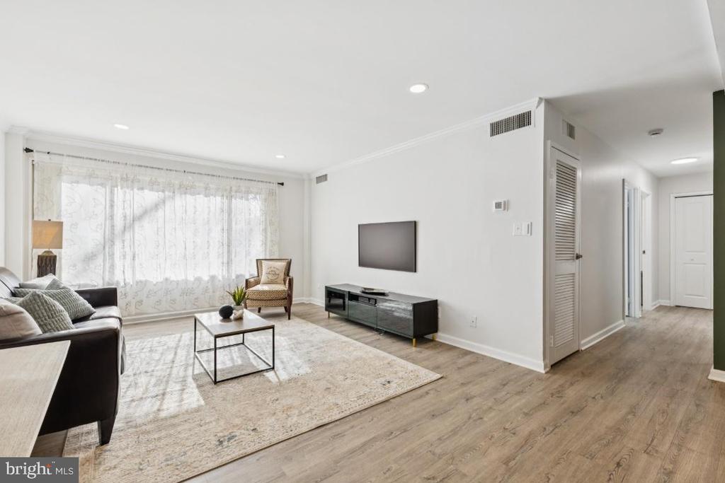 10570 MAIN STREET 202