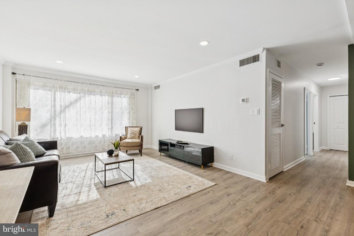 10570 MAIN STREET 202