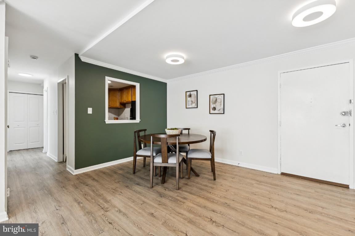 10570 MAIN STREET 202