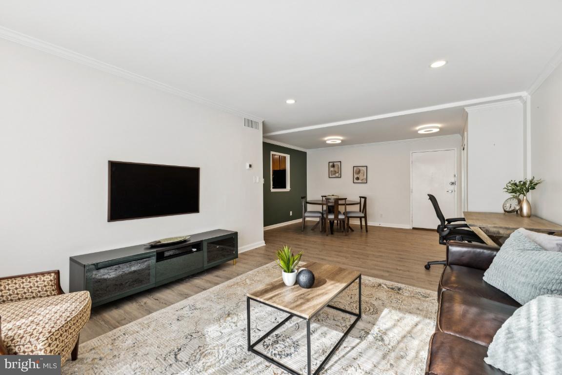 10570 MAIN STREET 202