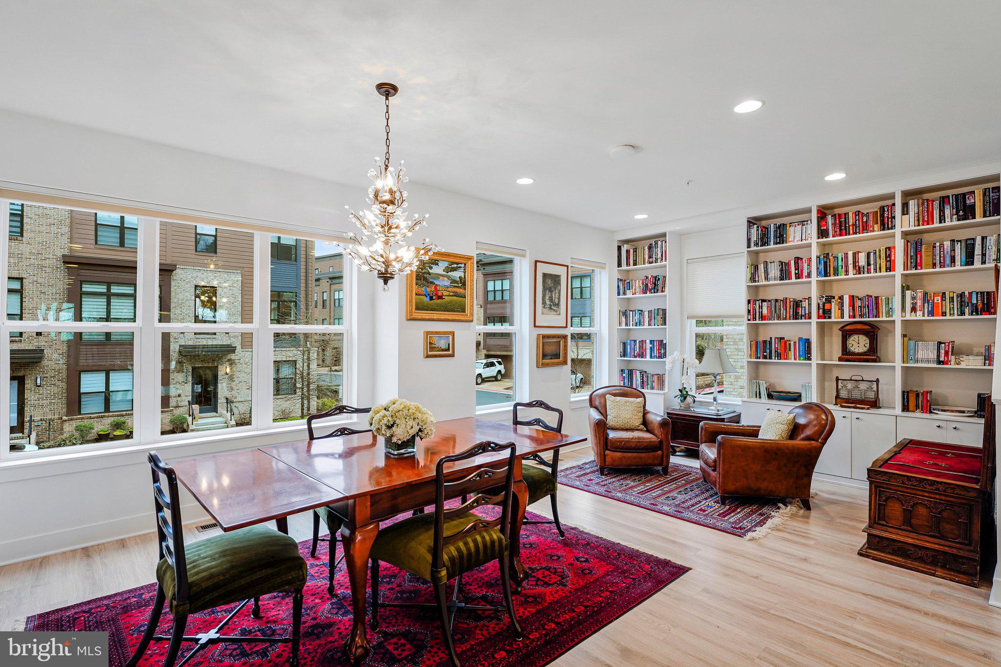 3548 SUTTON HEIGHTS CIRCLE