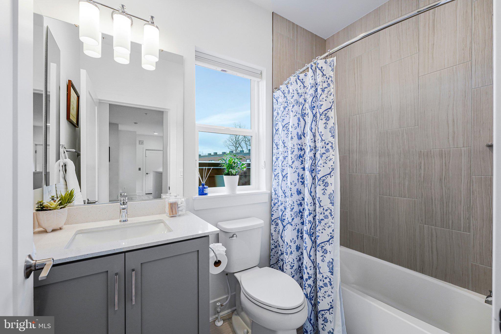 3548 SUTTON HEIGHTS CIRCLE