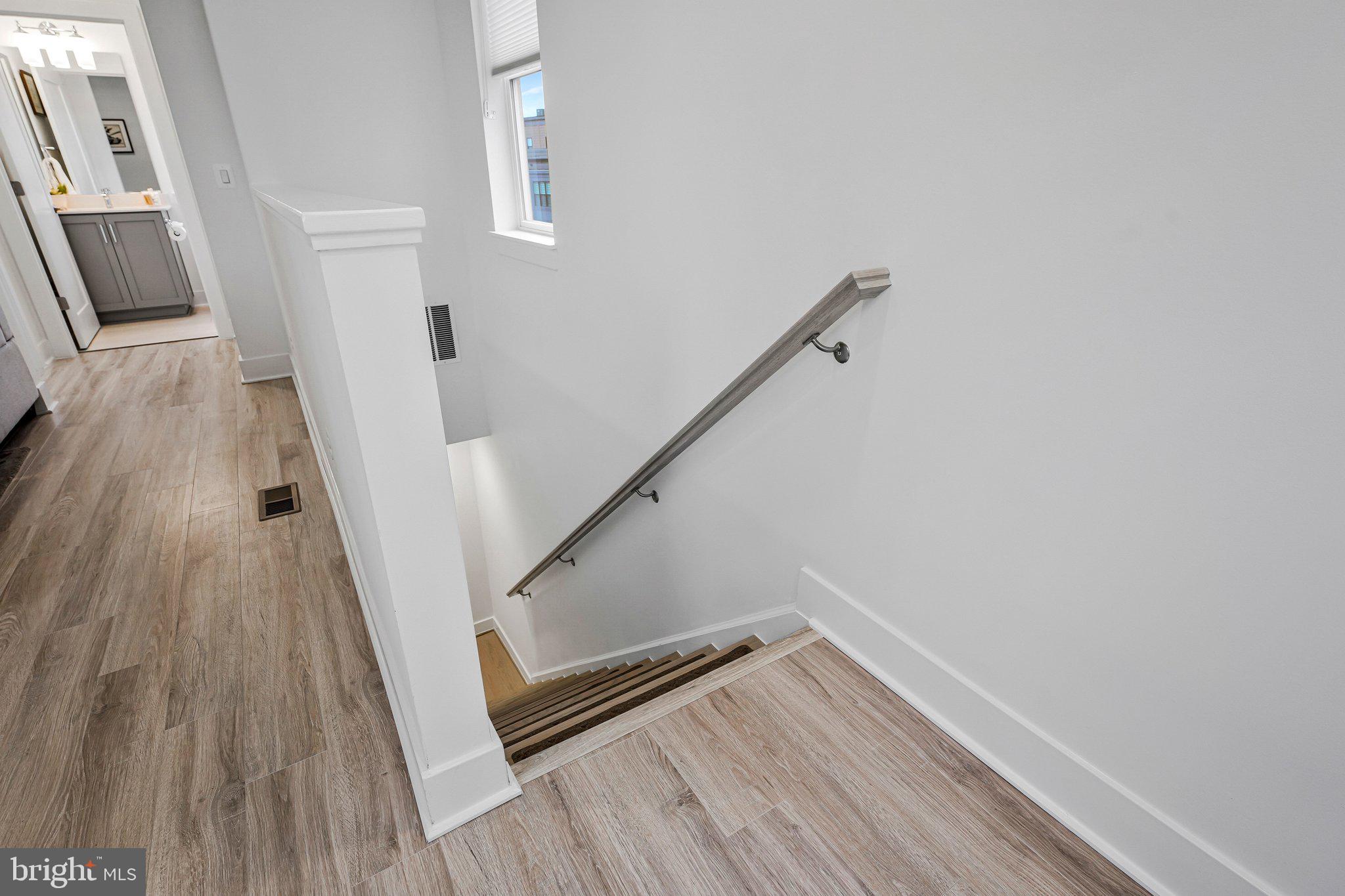 3548 SUTTON HEIGHTS CIRCLE