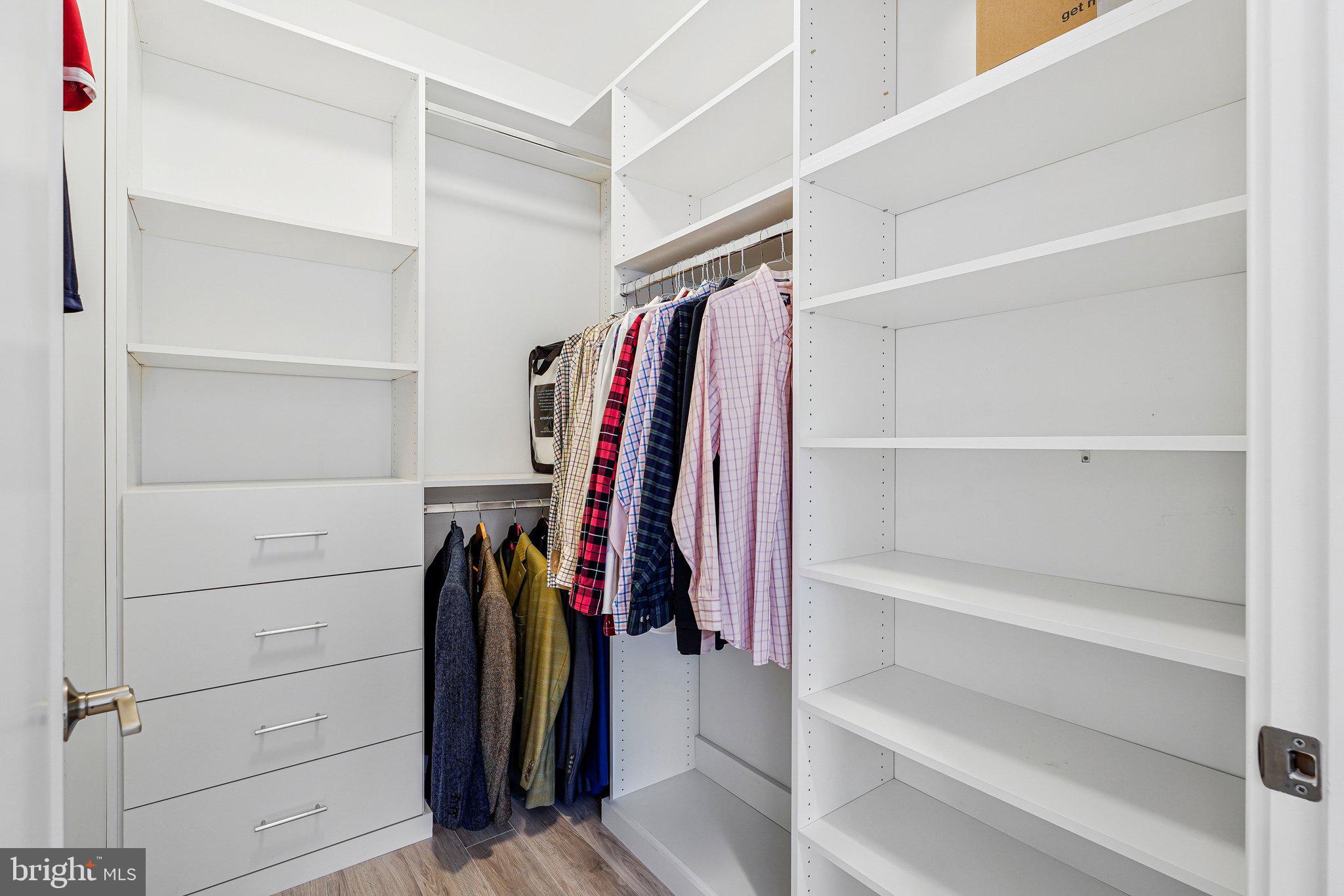 3548 SUTTON HEIGHTS CIRCLE