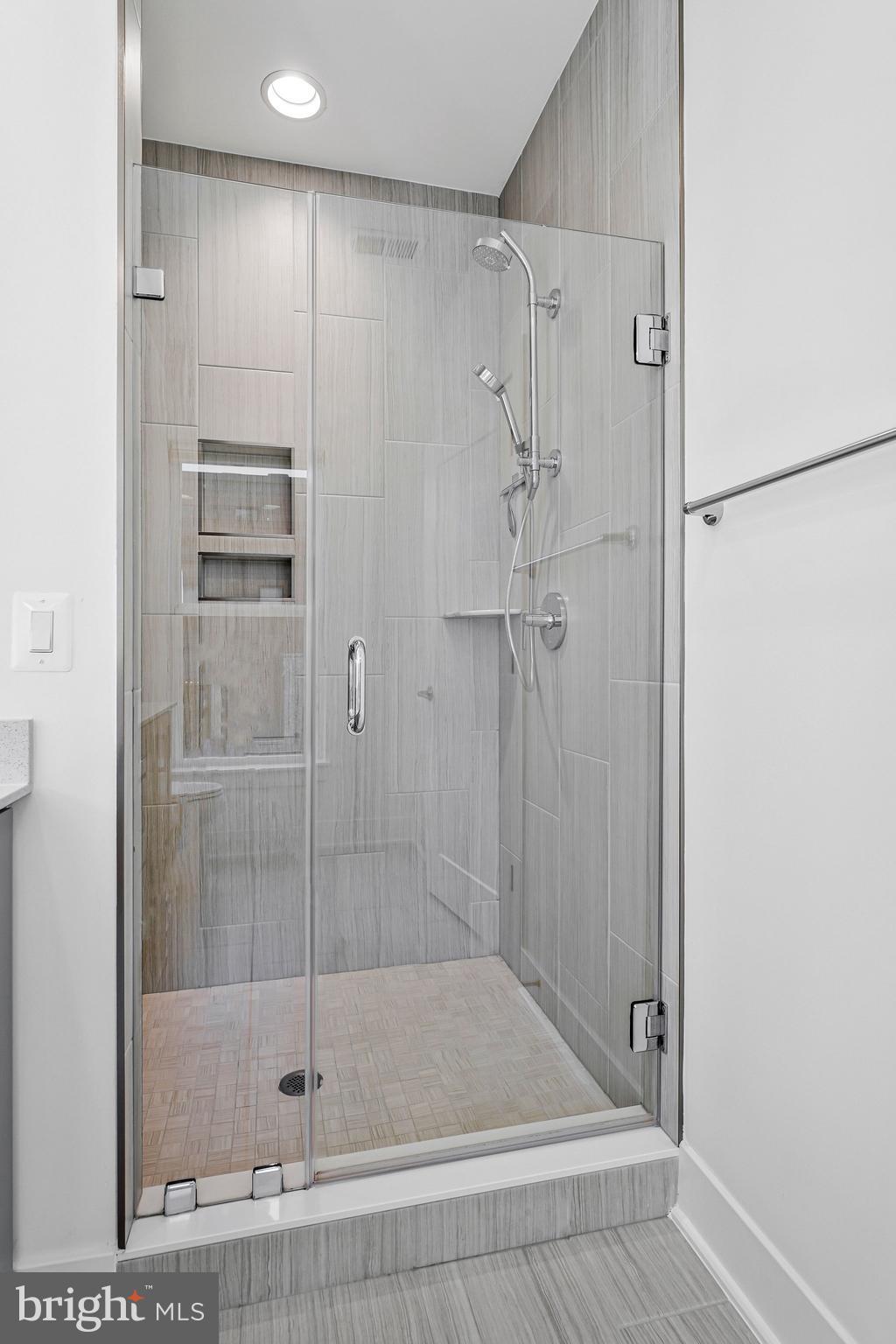 3548 SUTTON HEIGHTS CIRCLE