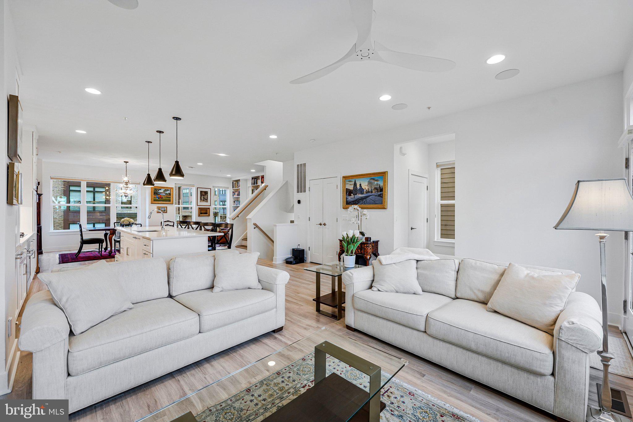 3548 SUTTON HEIGHTS CIRCLE