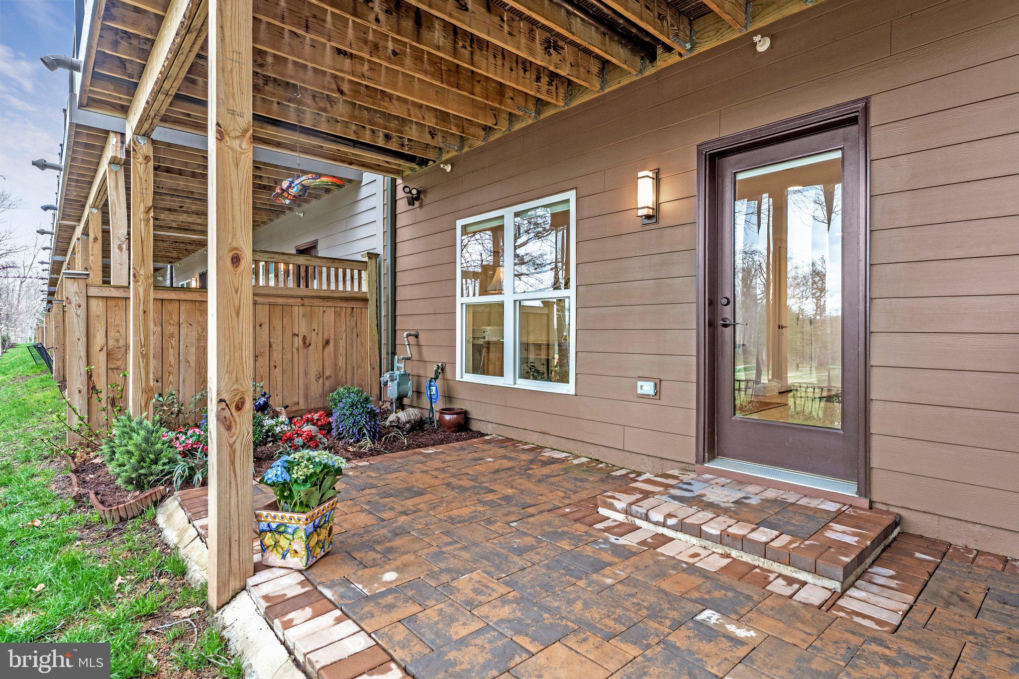 3548 SUTTON HEIGHTS CIRCLE