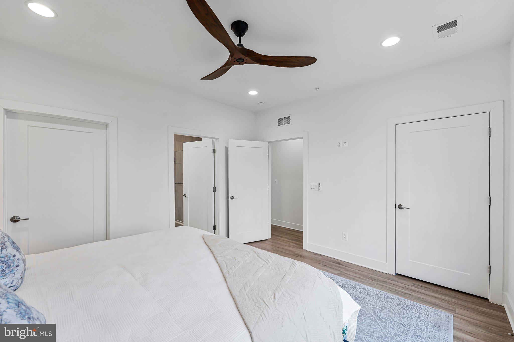 3548 SUTTON HEIGHTS CIRCLE