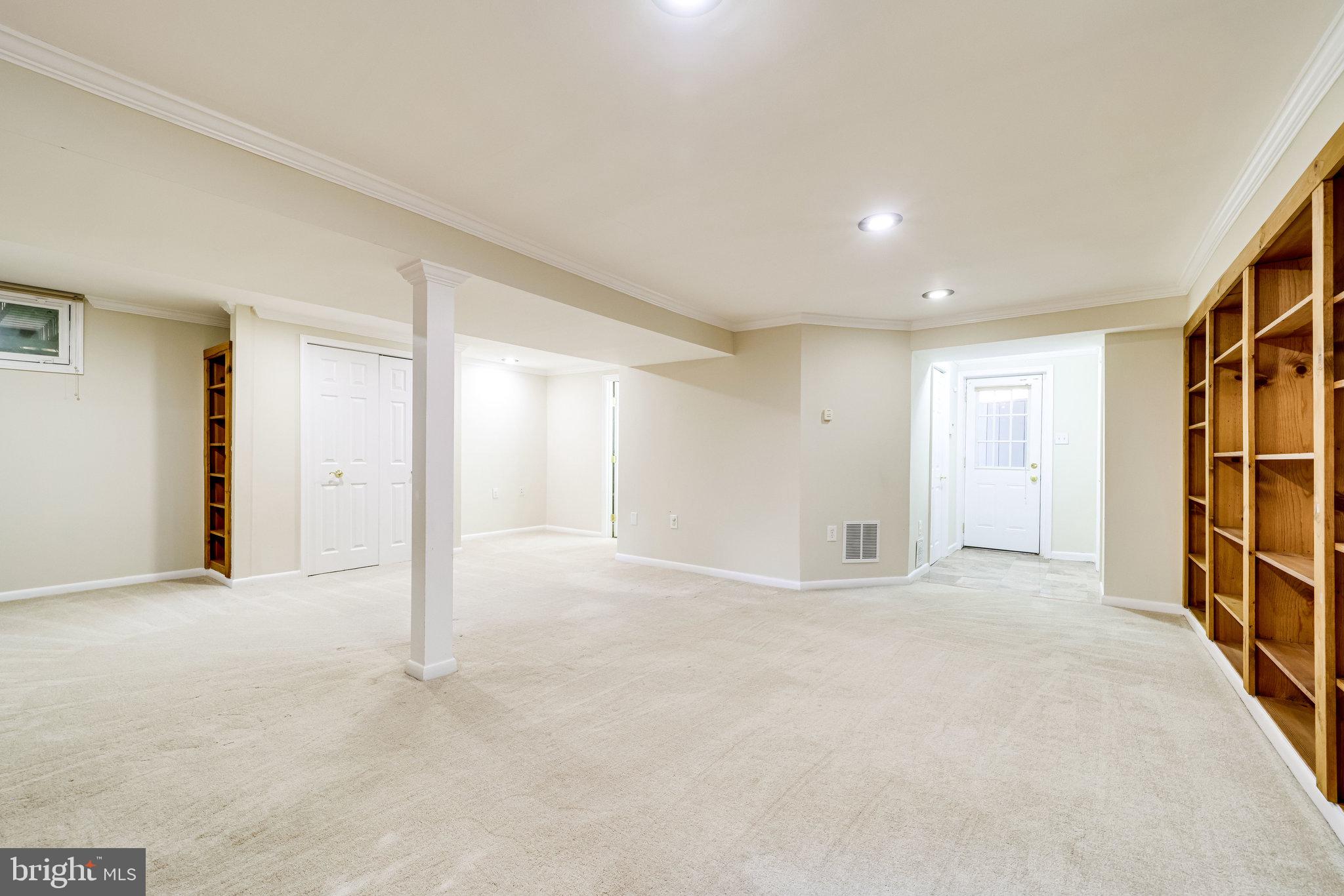 4038 MAPLE STREET