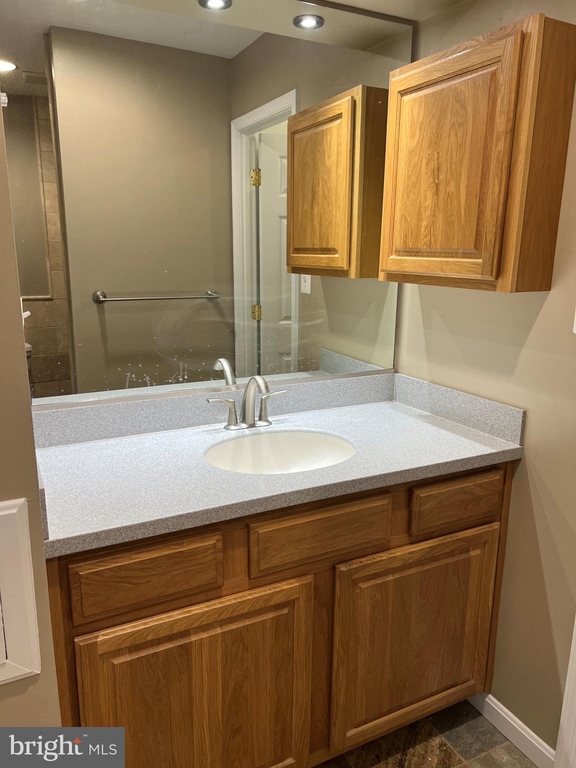 3225 DUNSTER COURT