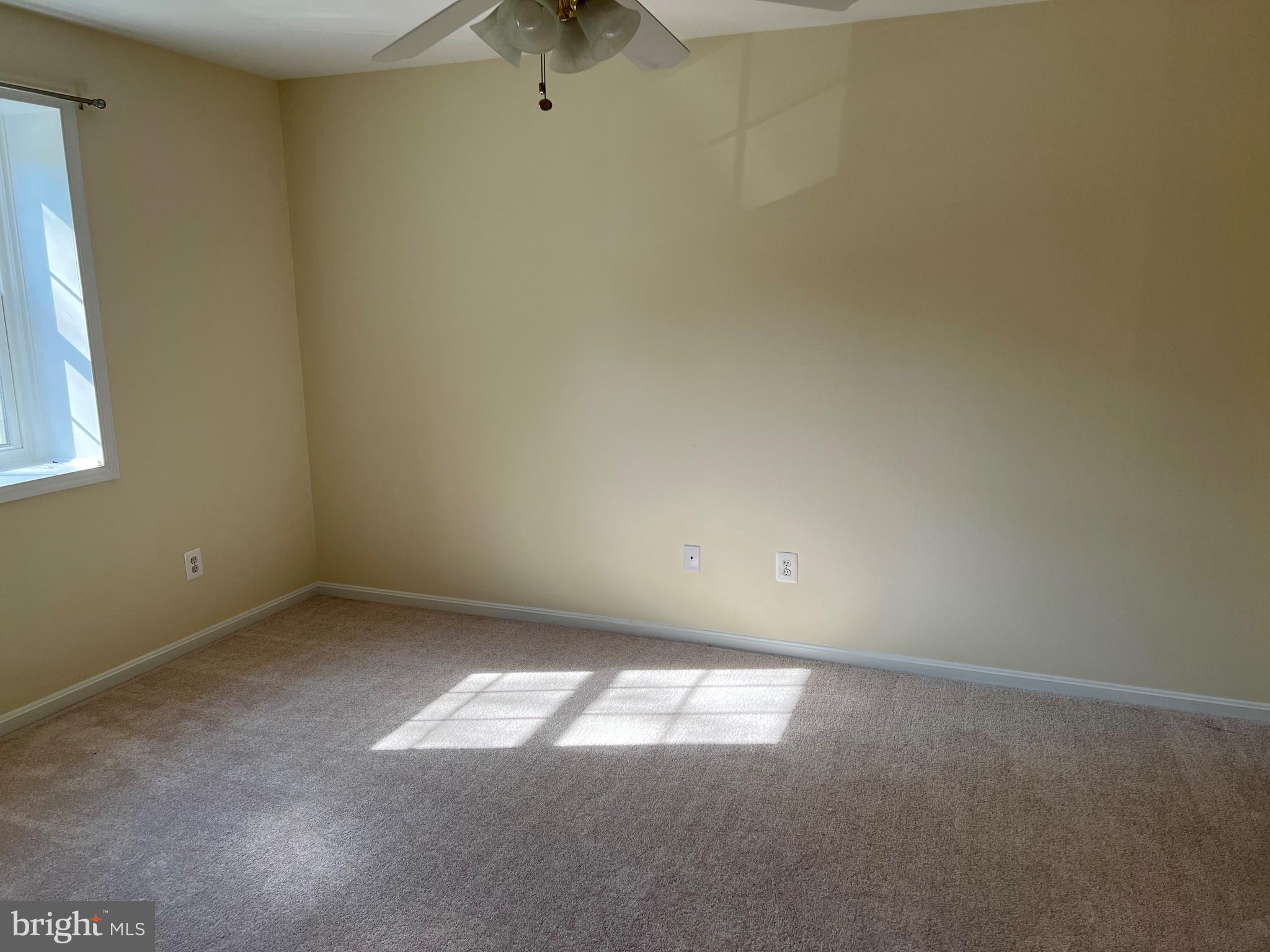 3225 DUNSTER COURT