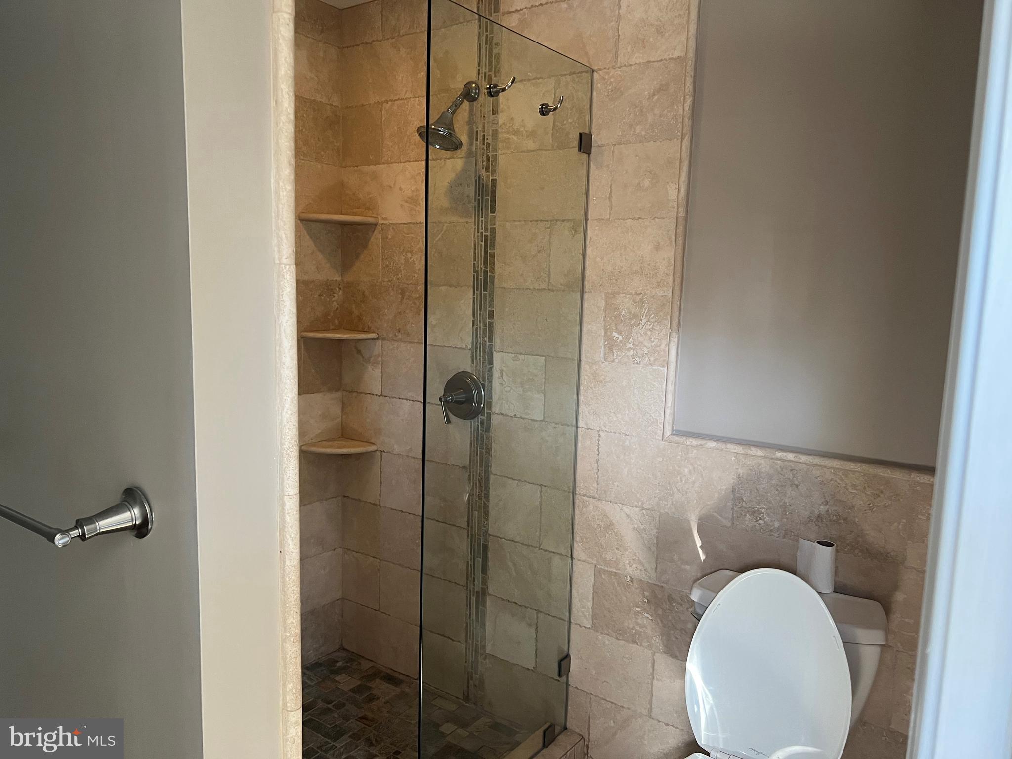 3225 DUNSTER COURT