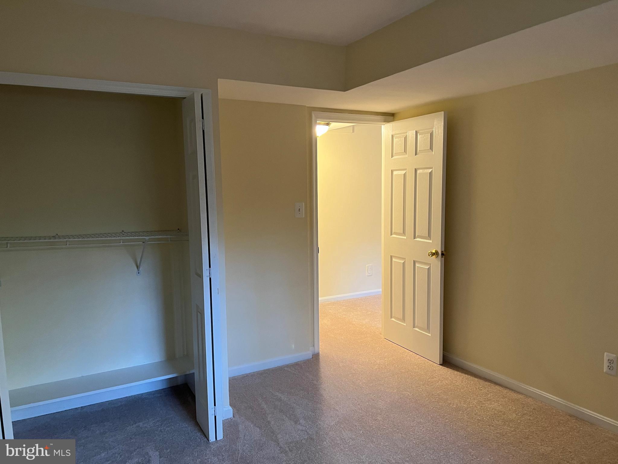 3225 DUNSTER COURT