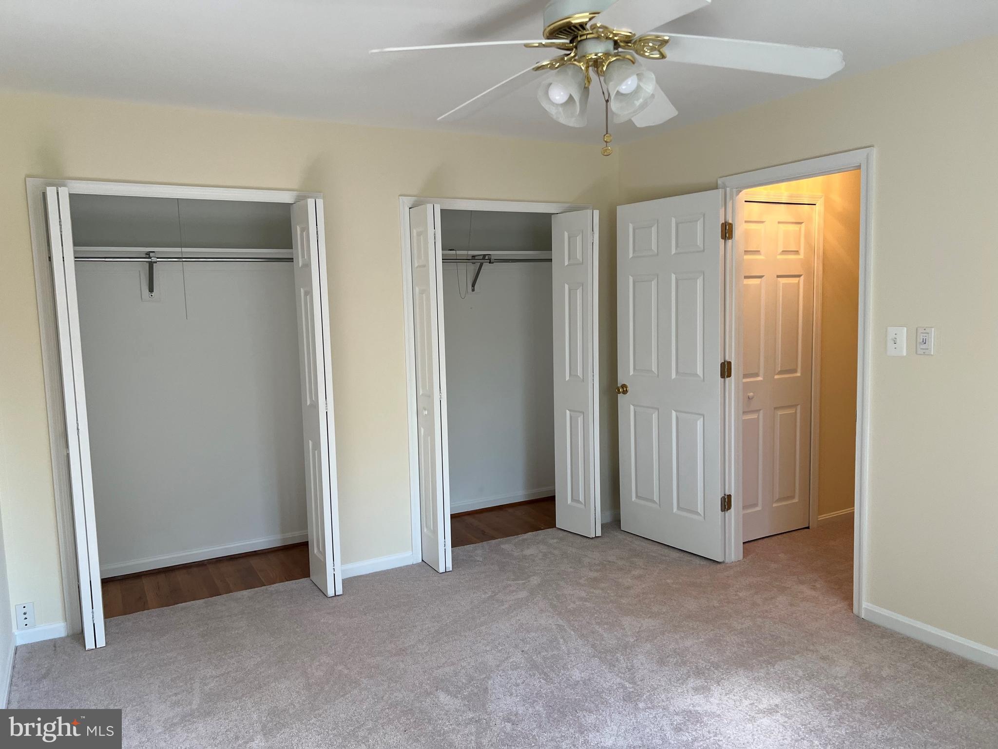 3225 DUNSTER COURT