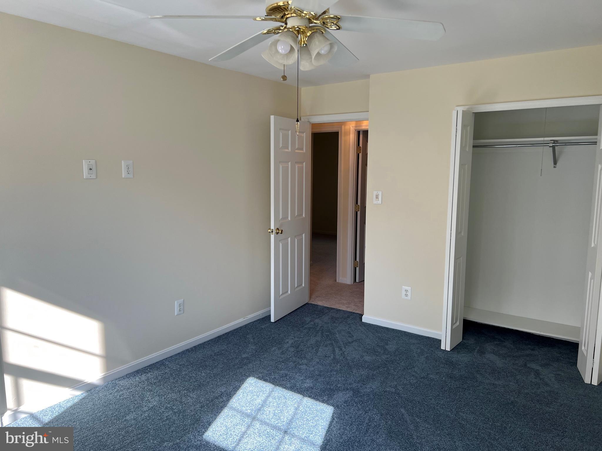 3225 DUNSTER COURT