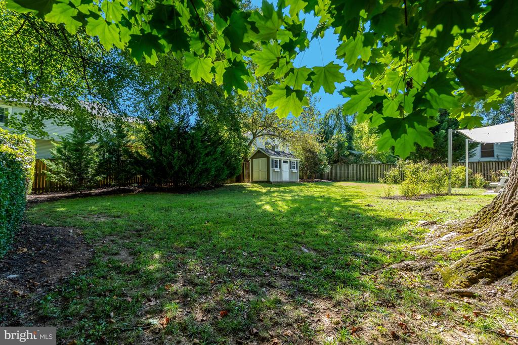 4029 WOODLAND DRIVE