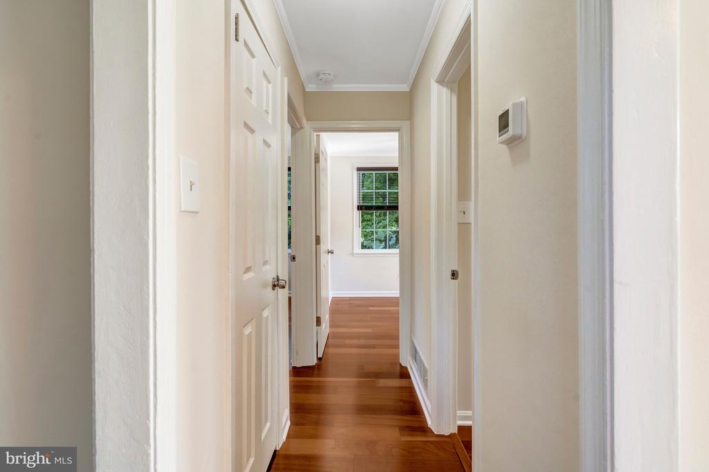 4029 WOODLAND DRIVE