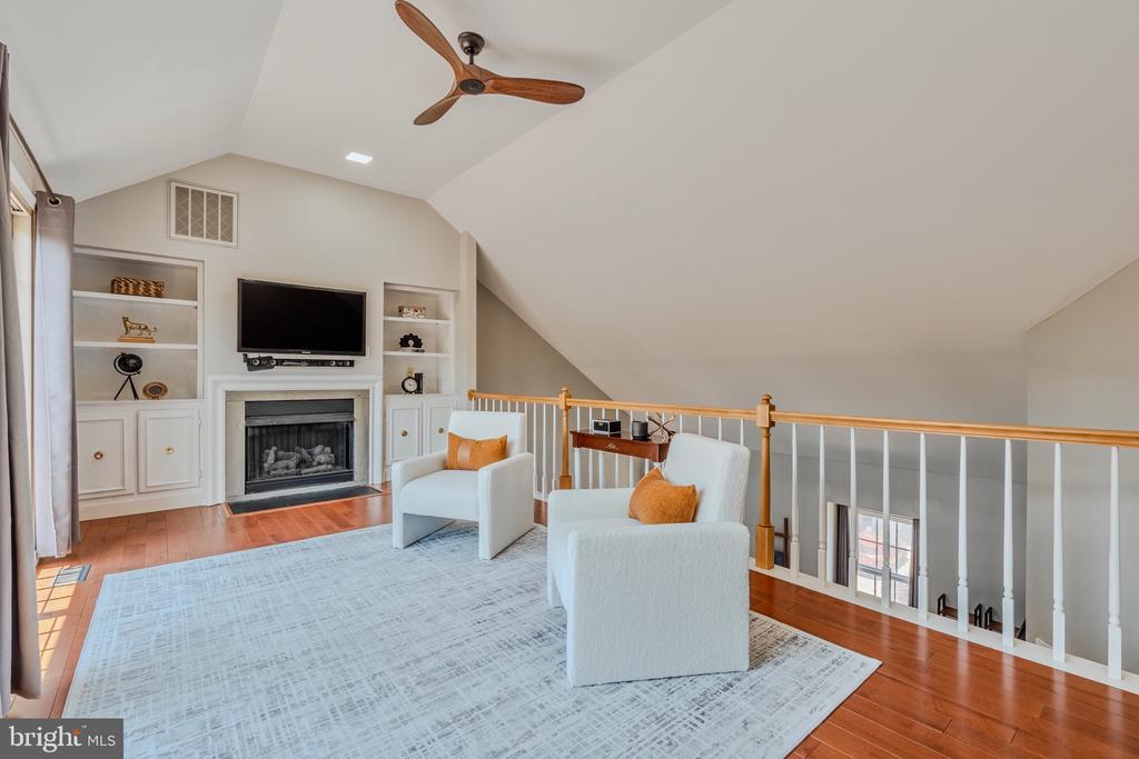 10449 BRECKINRIDGE LANE