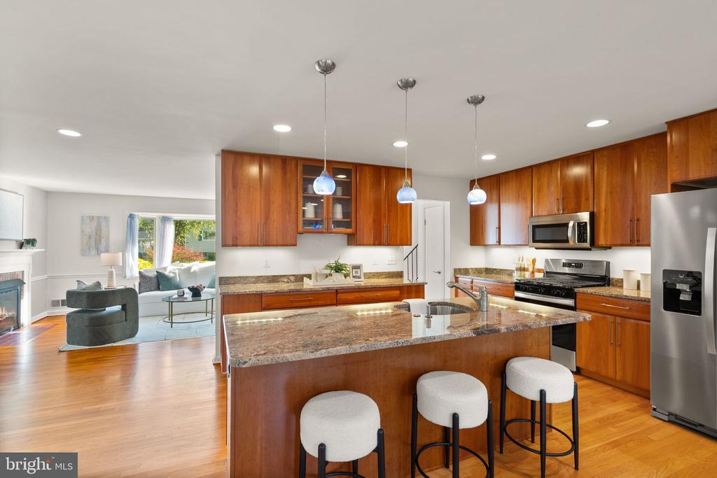 3607 COLONY ROAD