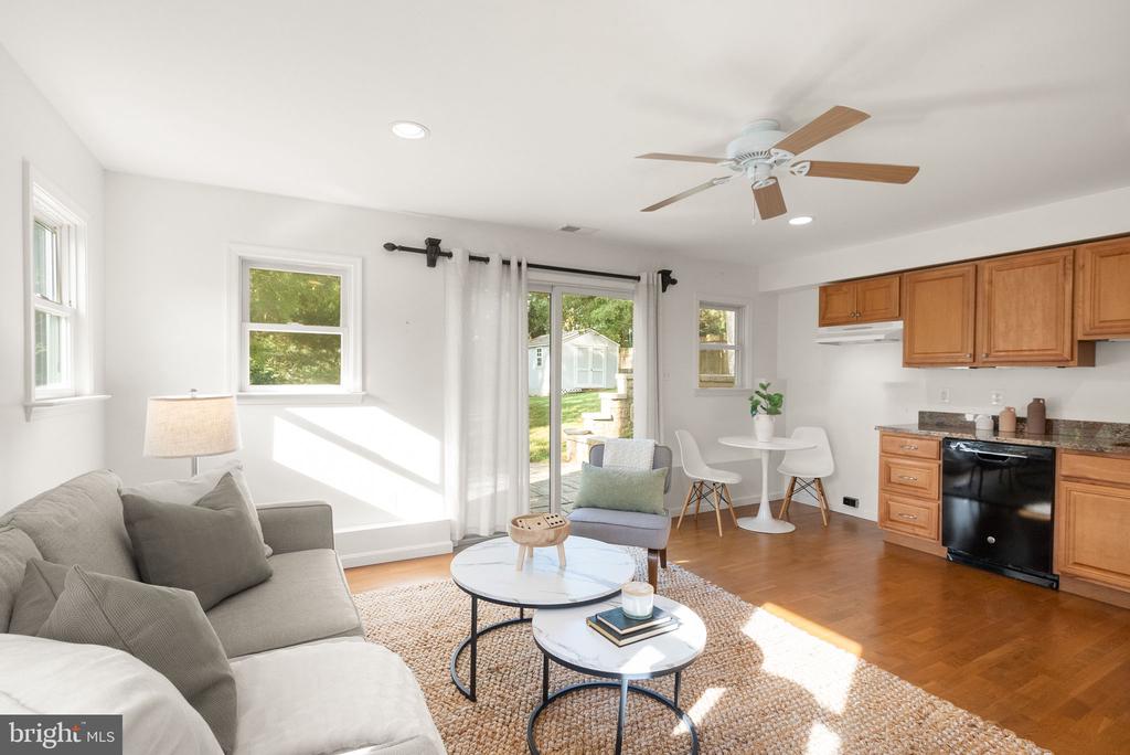 3607 COLONY ROAD
