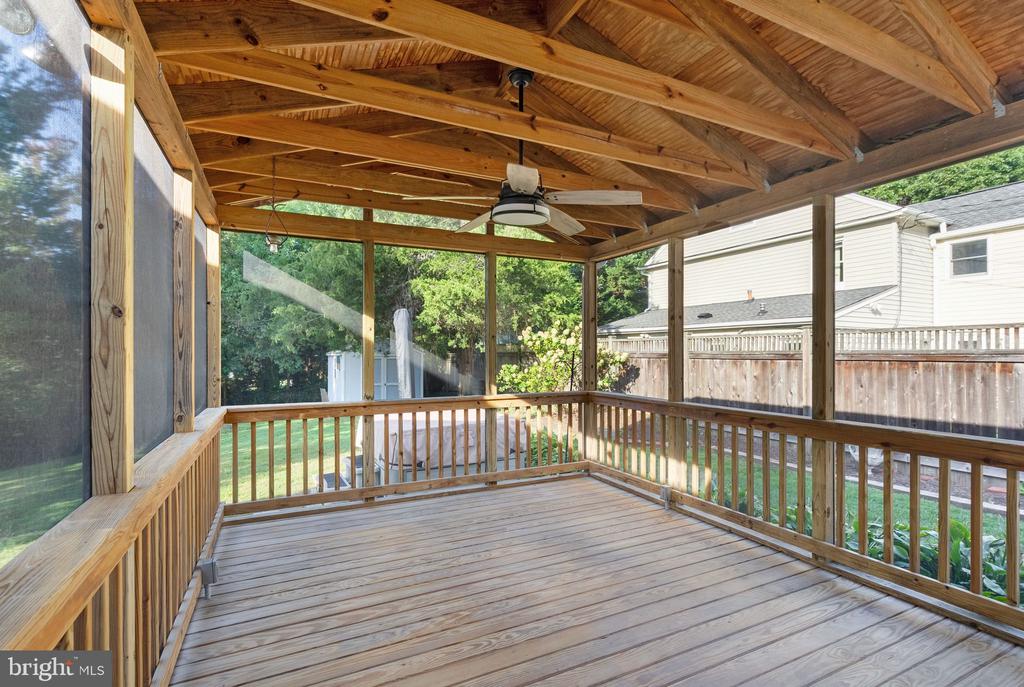 3607 COLONY ROAD