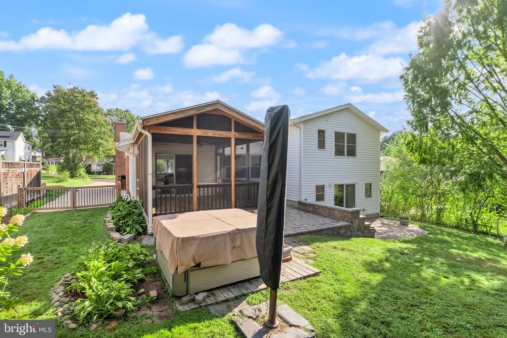 3607 COLONY ROAD