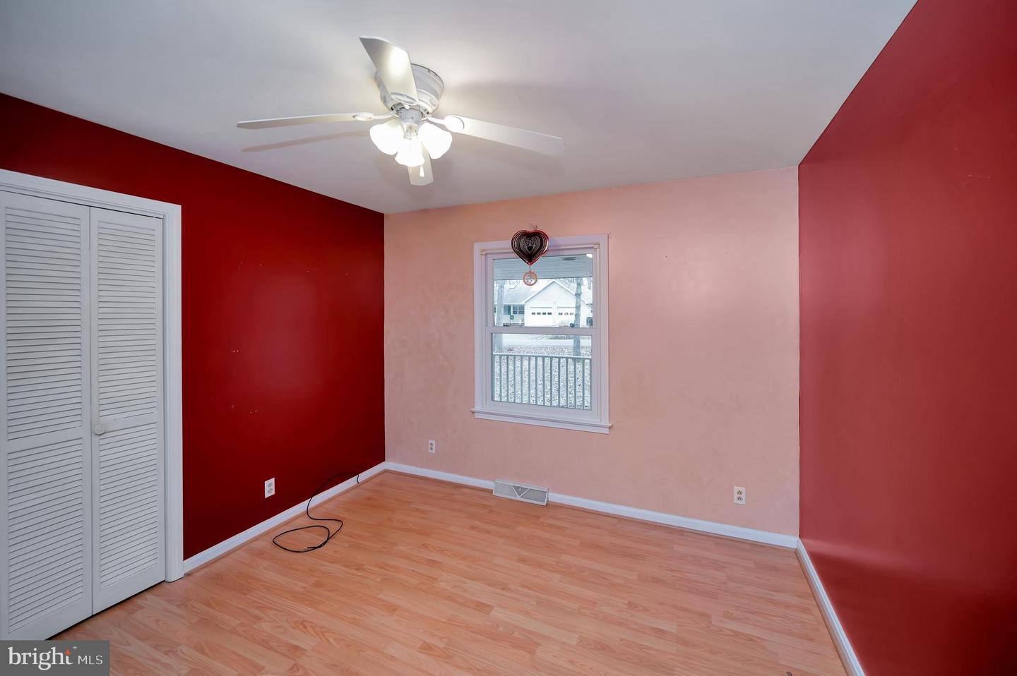 14 Forest DRIVE