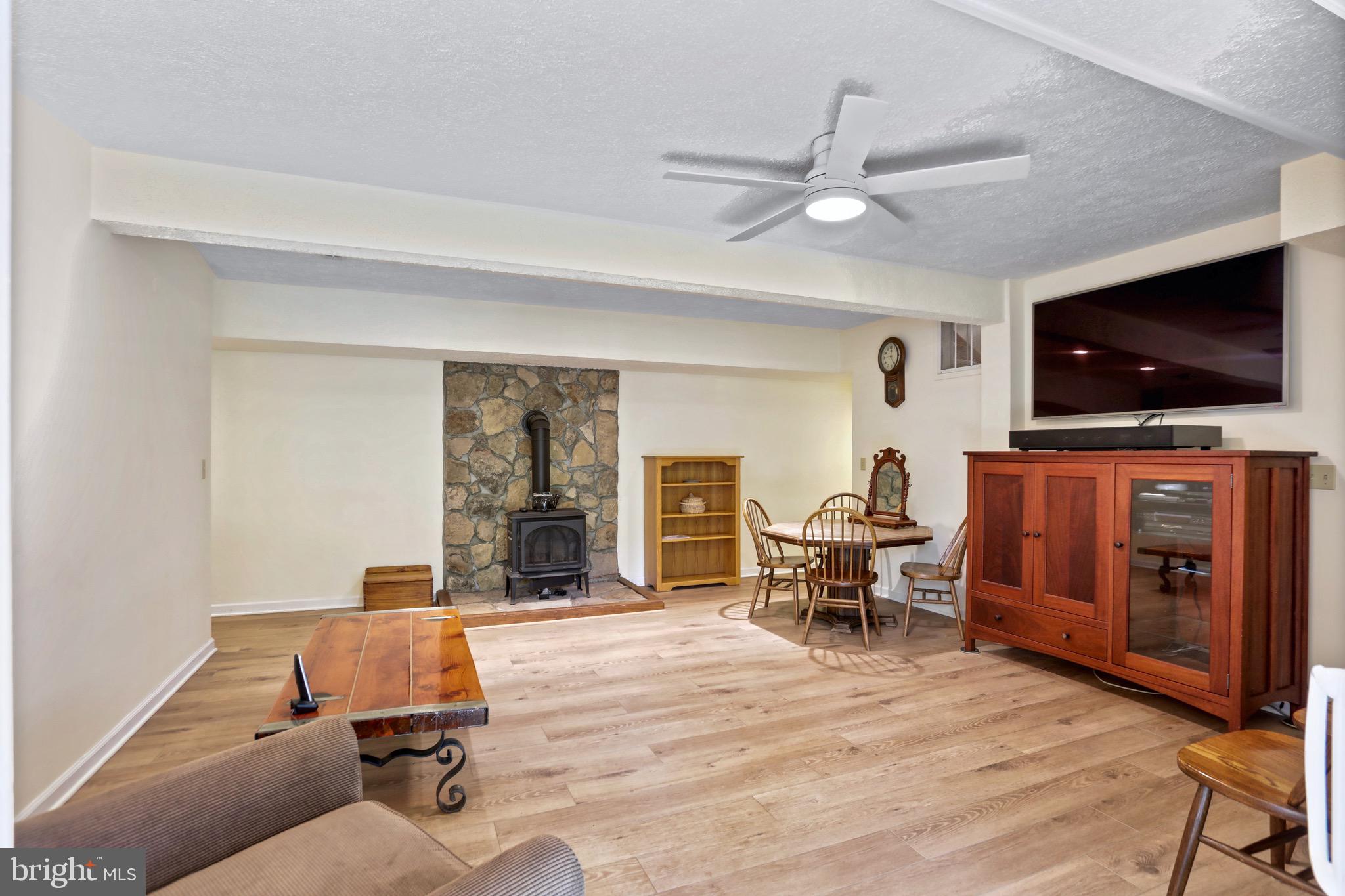 17 VINE RIDGE DRIVE