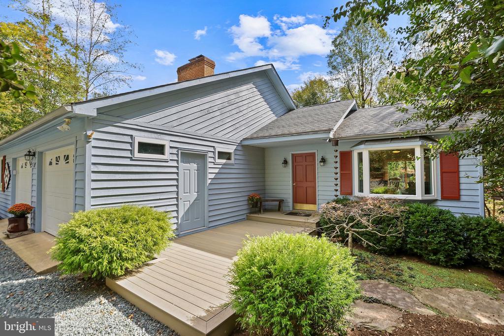 17 VINE RIDGE DRIVE